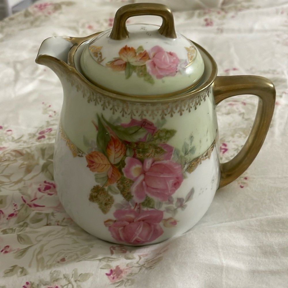 Antique 1920s German Porcelain Victorian tea pot